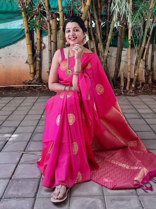 Coral Pink Art Silk Borderless Saree with Golden Zari Work Pallu