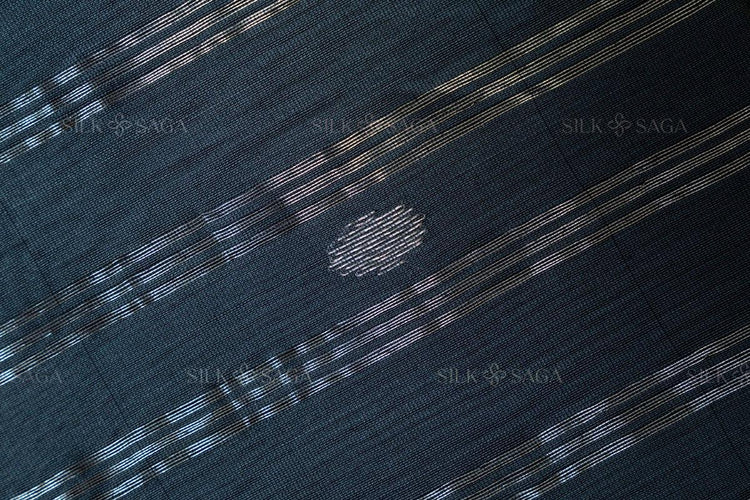 Pure Maheshwari Silk by Cotton Handloom Saree with Silver Zari Border - Silksaga Studio