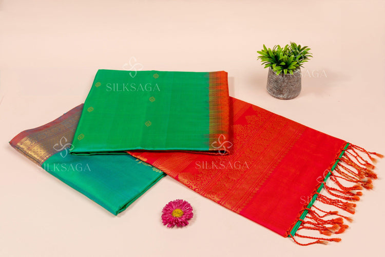 Pure Soft Silk Handloom Dual Tone Green Saree with Crimson Red Border - Silksaga Studio